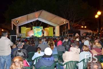 Actuación del humorista Maestro Florido (Foto Francisco Javier Santana)